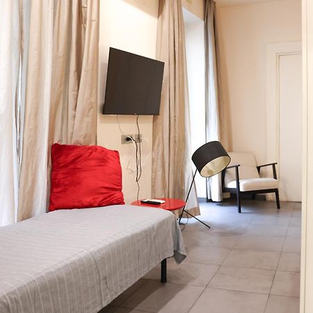ローマDomus Superior Banchi Nuovi - Navona Pl. - Pantheonアパートメント エクステリア 写真